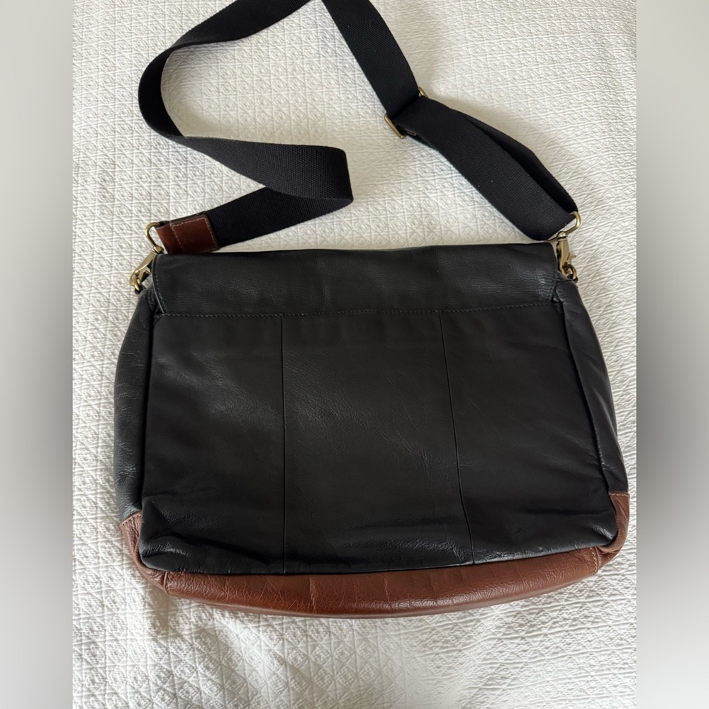 Fossil leather messenger bag laptop bag Soft black leather brown leather trim - Picture 2 of 10
